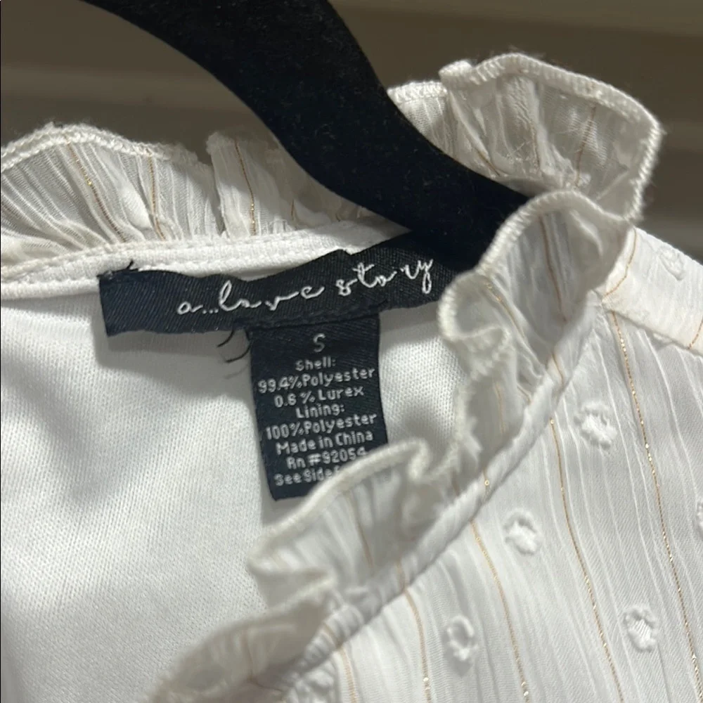 White Ruffled Sleeveless Blouse - Picture 2 of 6